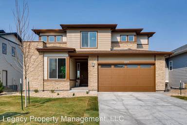 Main picture of 22571 E Hinsdale Ave
