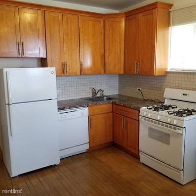 Main picture of 6325 W Fullerton Ave