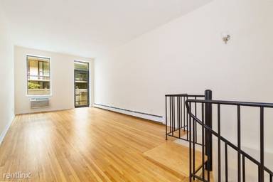Main picture of 363 W 52nd St