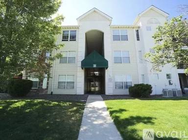 Main picture of 5667 S Urban St