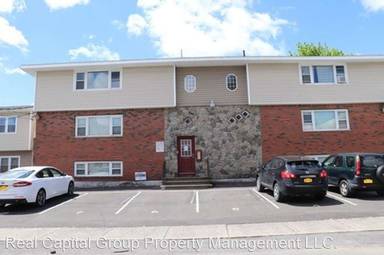 Main picture of 190 Spring St