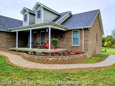 Main picture of 130 Canal Pl