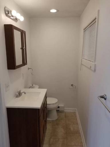 Main picture of 765 Oliver St