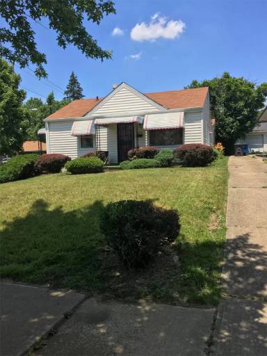 Main picture of 16201 Bryce Ave