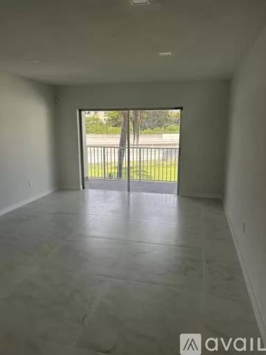 Main picture of 7300 SW 82nd St