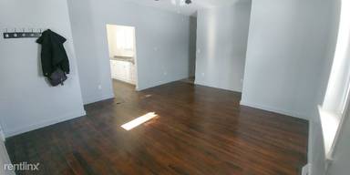 Main picture of 1002 Charles St