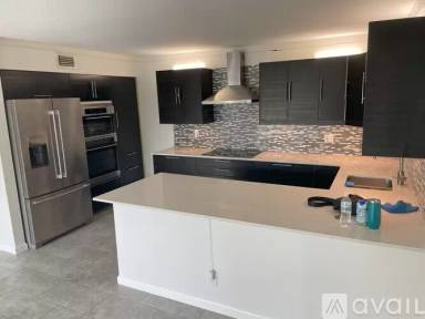 Main picture of 1002 Green Pine Blvd