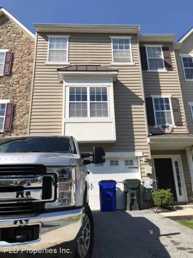 Main picture of 431 Jacobsen Dr
