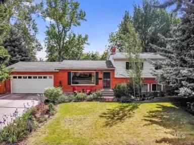 Main picture of 6431 W Robertson Dr