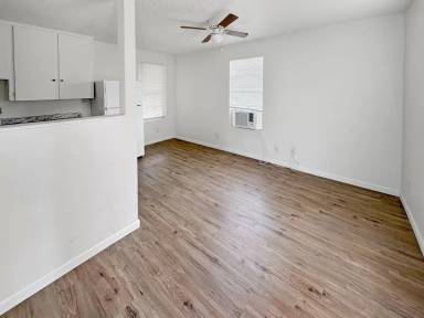 Main picture of 706 N Leech St