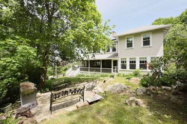 Main picture of 64 Riverview Rd
