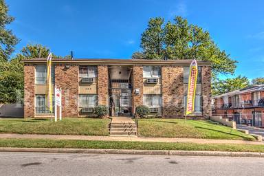 Main picture of 302 S Waldran Blvd