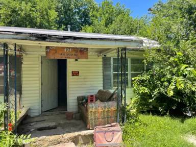 Main picture of 424 N Hyden