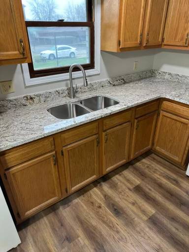 Main picture of 103 Chapel Ridge St