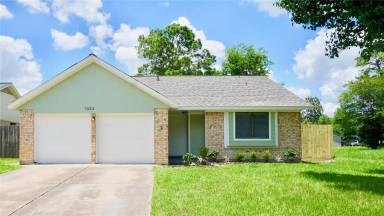Main picture of 7323 Woodoak Dr