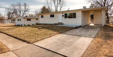 Main picture of 2500 Mockingbird Ln