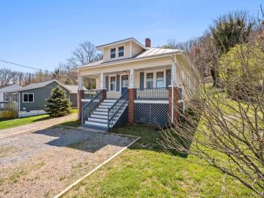 Main picture of 3645 Yellow Mountain Rd SE