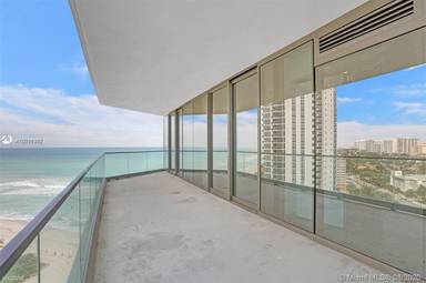 Main picture of Residences by Armani Casa