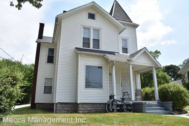 Main picture of 610 N Main St