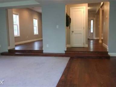 Main picture of 2901 King Pl NE