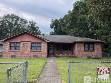 Main picture of 2446 Balis Dr