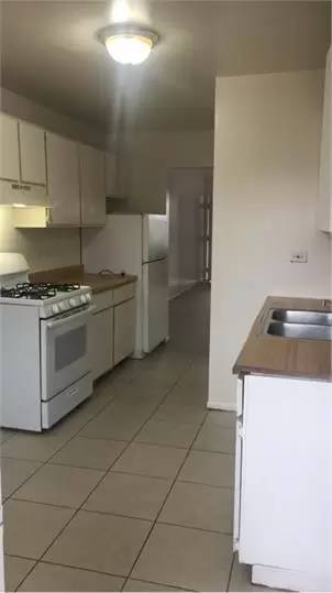 Main picture of LONGVIEW RD. -1738 - 7