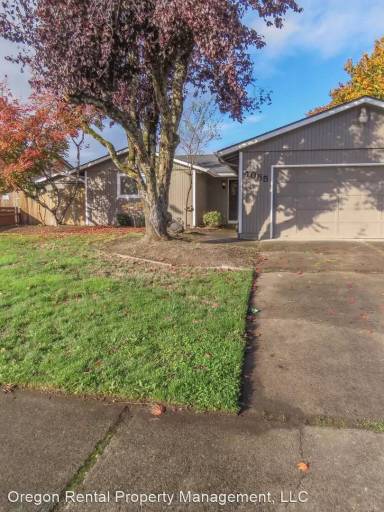 Main picture of 4055 47th Ave NE