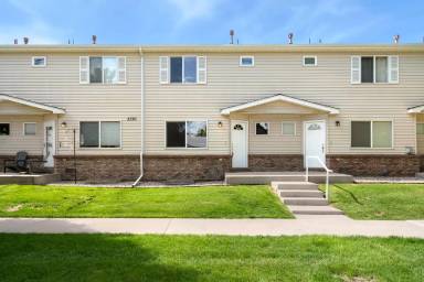 Main picture of 3350 Saratoga St