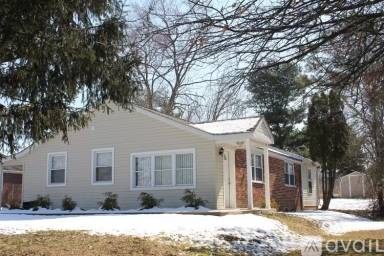 Main picture of 549 Kingwood Rd