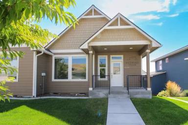 Main picture of 4539 Barbera St
