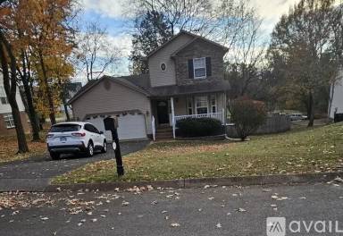 Main picture of 107 Eiger Pl