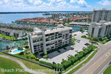 Main picture of 1581 Gulf Blvd