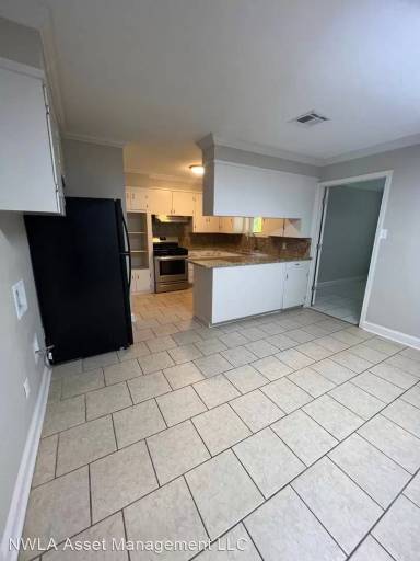 Main picture of 1313 Cove St