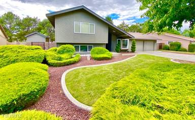 Main picture of 2411 Michael Ave