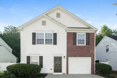 Main picture of 128 Oak Grove Pl