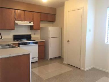 Main picture of 9809 Roxanna Dr