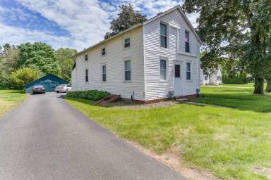 Main picture of 30 Buckland St
