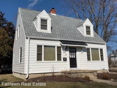 Main picture of 310 W Springfield Ave