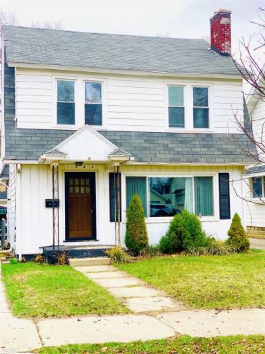 Main picture of 1443 Fremont Ave NW