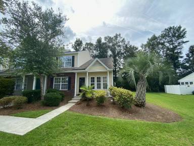 Main picture of 129 Hornby Cir