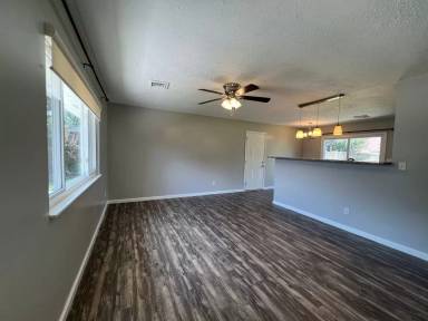 Main picture of 2128 Virginia Dr