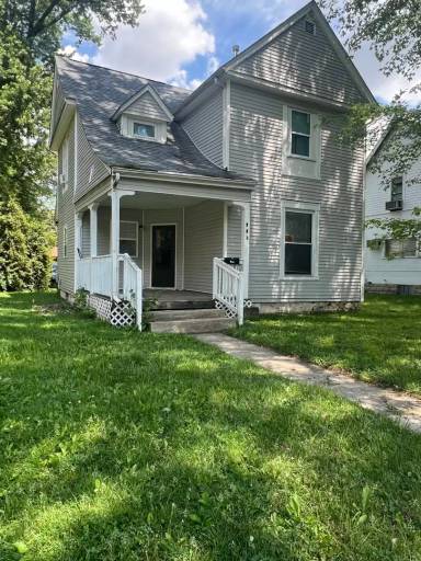 Main picture of 520 N Alameda Ave