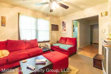 Main picture of 1304 W Bethel Ave
