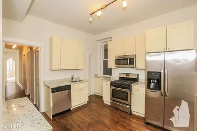 Main picture of 854 W Armitage Ave