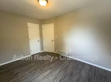 Main picture of 832 Sylvan Dr