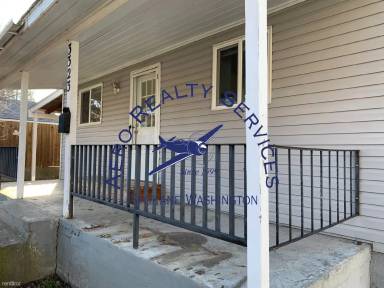 Main picture of 3323 W Hoffman Ave