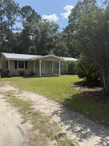Main picture of 45 Cedar Ave