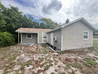 Main picture of 2326 E Peachtree St