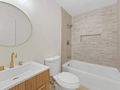Main picture of 8117 Stow Rd