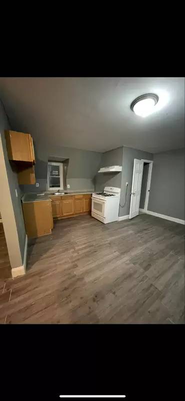 Main picture of 733 S 14th St